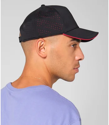 Beechfield Beechfield Accelerate Cap in Black/Red