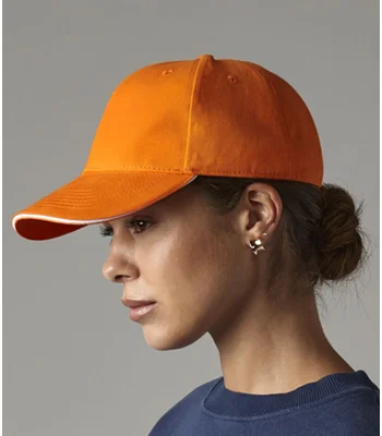 Beechfield Beechfield Athleisure 6 Panel Cap in Black/Classic Red