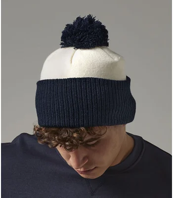 Beechfield Beechfield Snowstar® Two Tone Beanie in Black/Bright Red