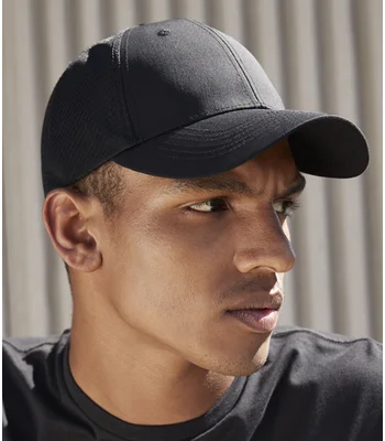 Beechfield Beechfield Technical Mesh Trucker Cap in Black/Black