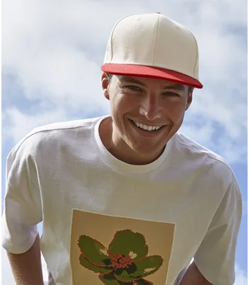 Beechfield Beechfield Contrast Flat Peak 6 Panel Cap in Natural/Black