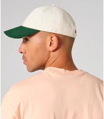 Beechfield Beechfield Contrast Peak Leisure Cap in Natural/Black