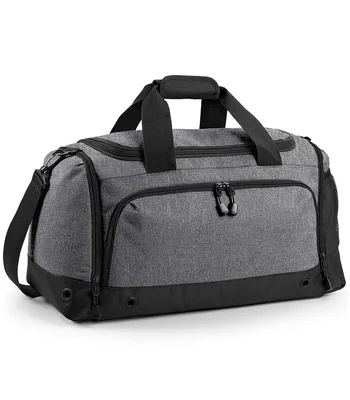 BagBase BagBase Athleisure Holdall in Black/Black