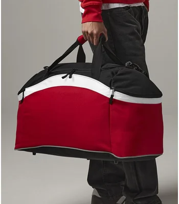 BagBase BagBase Teamwear Holdall in Black/Classic Red