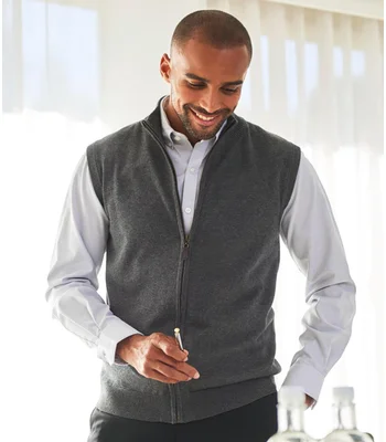 Brook Taverner Brook Taverner Lincoln Knitted Zip Gilet in Black