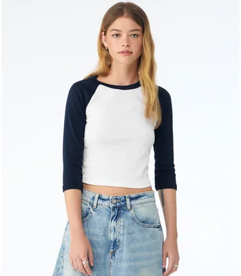 Bella+Canvas Bella Ladies Micro Rib 3/4 Raglan Baby T-Shirt in White/Navy