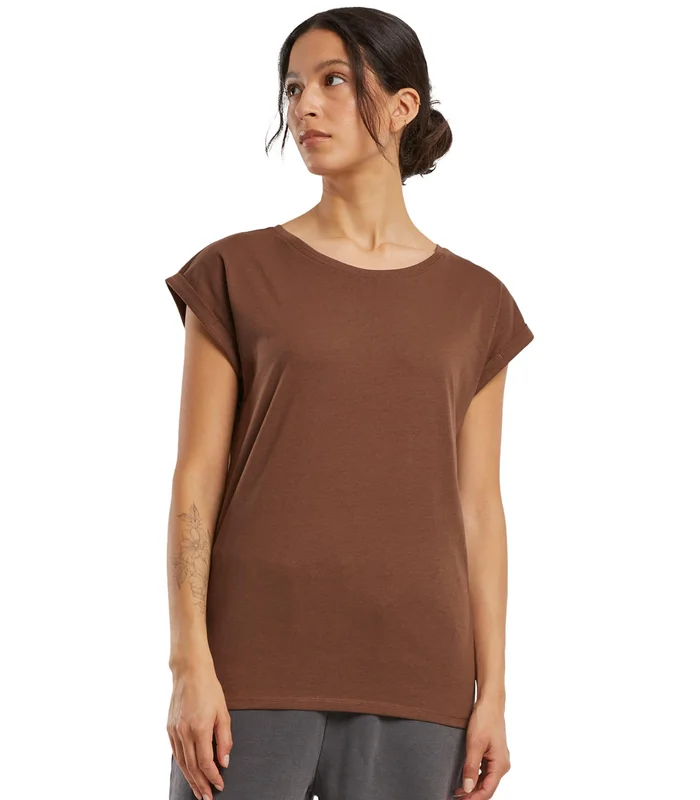 Build Your Brand Build Your Brand Women's extended shoulder tee in Black*