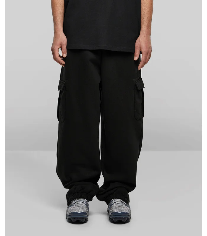 Build Your Brand Build Your Brand 90s cargo sweatpants in Black