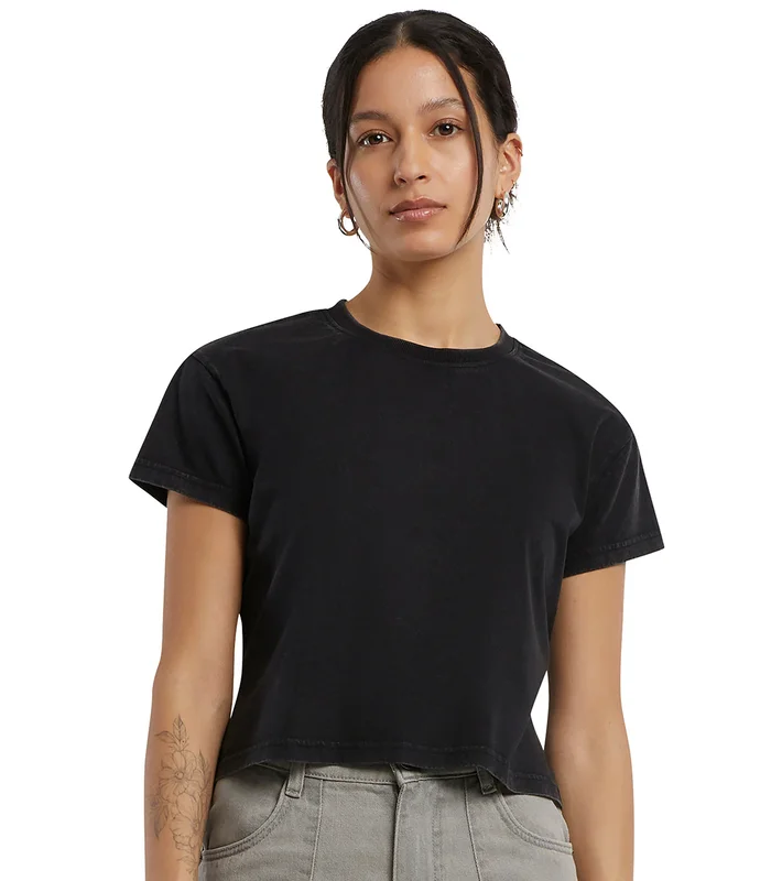 Build Your Brand Build Your Brand Womens vintage cropped tee in Black