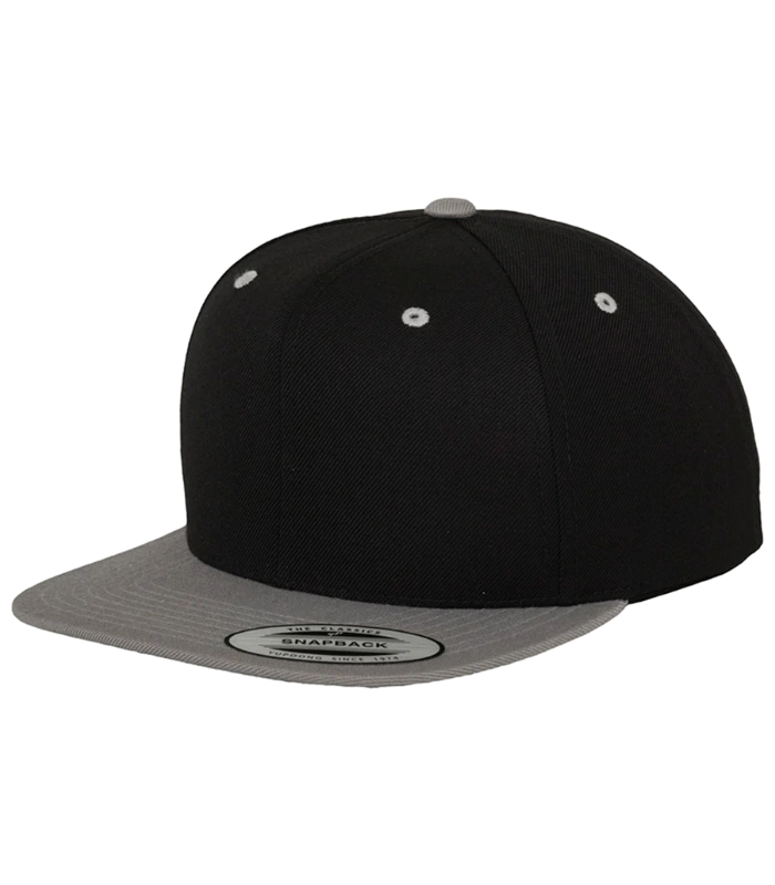 Flexfit Flexfit Two Tone Classic Snapback Cap in BK/SI