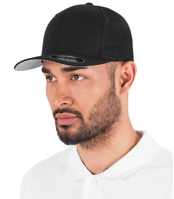 Flexfit Flexfit Mesh Trucker Cap in BLK