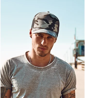 Flexfit Flexfit Classic Camo Trucker Cap in DKC/B