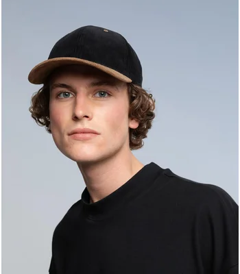 Flexfit Flexfit Corduroy Suade Cap in Black/Caramel