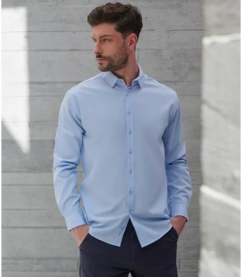 Henbury Henbury Long Sleeved Cotton Feel Coolplus® Shirt in WHI