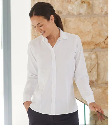 Henbury Henbury Ladies Long Sleeve Wicking Shirt in WHI
