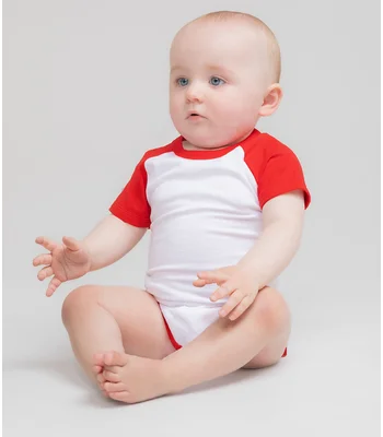 Larkwood Larkwood Essential Short Sleeve Baby Baseball Bodysuit in WH/RD