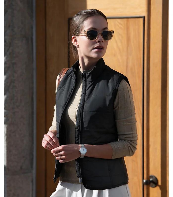 Nimbus Nimbus Womens Hudson horizontal quilted gilet in Black