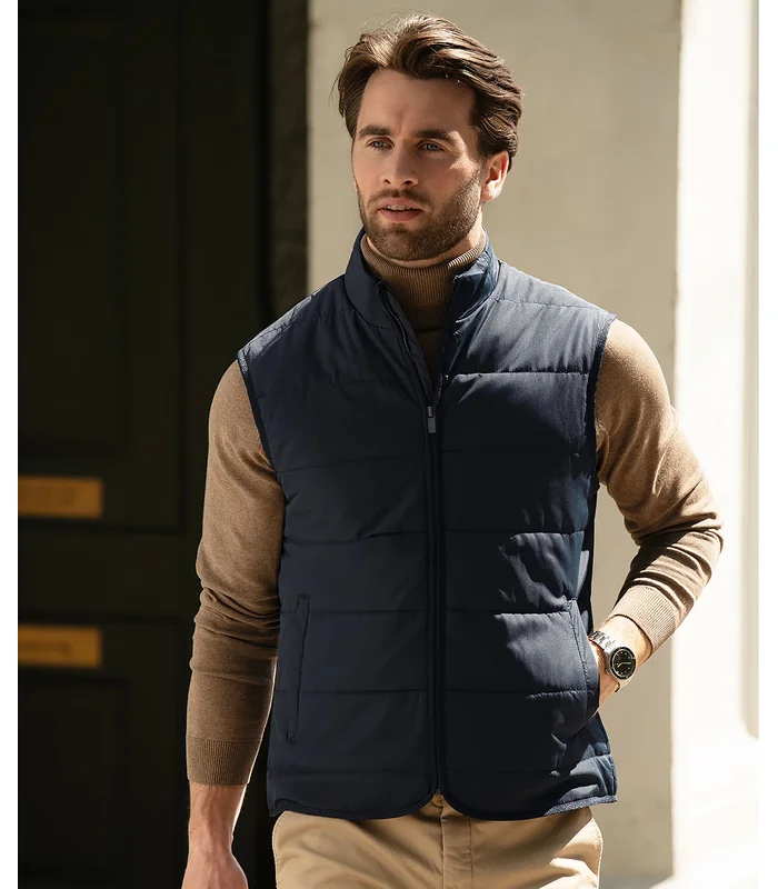 Nimbus Nimbus Hudson horizontal quilted gilet in Black