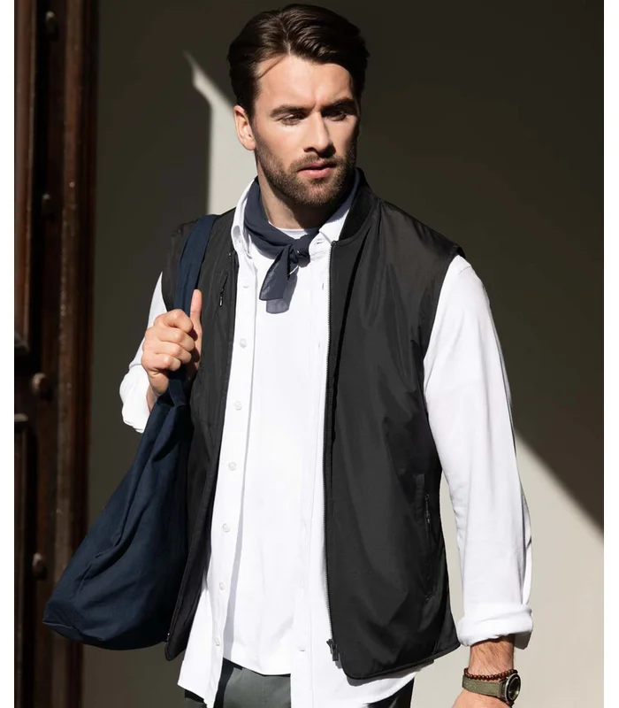 Nimbus Nimbus Maine  pleasantly padded gilet in Black
