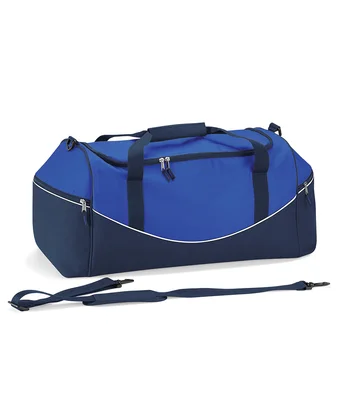 Quadra Quadra Teamwear Holdall in R-N-W
