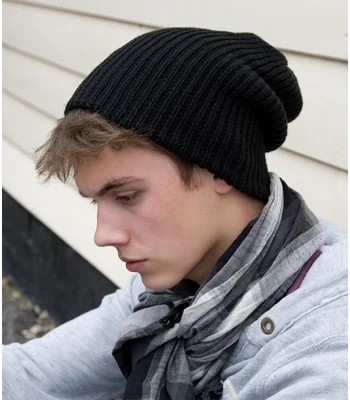 Result Winter Essentials Result Whistler Hat in BLK