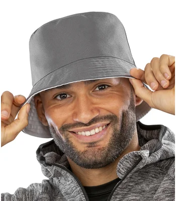 Result Genuine Recycled Result Genuine Recycled Core Reversible Bucket Hat in GY/WH