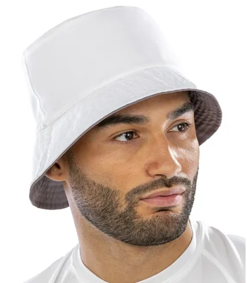 Result Genuine Recycled Result Genuine Recycled Core Reversible Bucket Hat in WH/WH