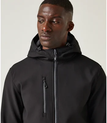 Regatta Professional Regatta Navigate Two Layer Hooded Soft Shell Jacket in BK/CS