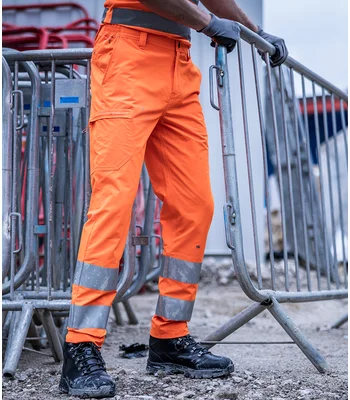 Regatta High Visibility Regatta High Visibility Pro Contract Stretch Action Trousers in Orange
