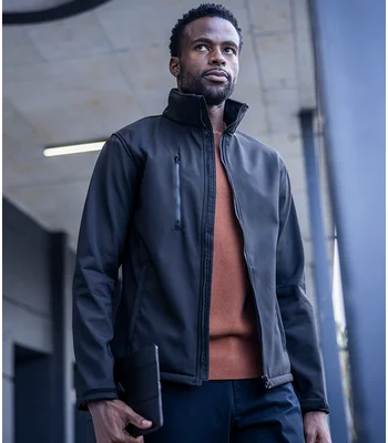 Regatta Professional Regatta Ablaze Three Layer Soft Shell Jacket in BK/BK