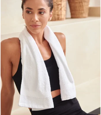 Towel City Towel City Classic Sports Towel in WHI