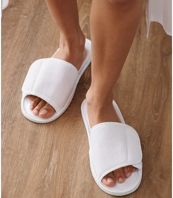 Towel City Towel City Open Toe Slippers in WHI
