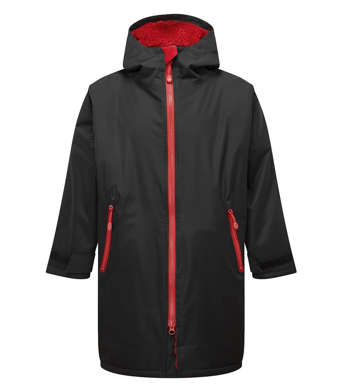 TriDri® TriDri® Kids TriDri® All-seasons waterproof changing robe in Black/Fire Red
