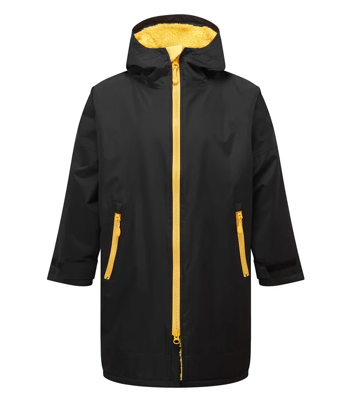 TriDri® TriDri® Kids TriDri® All-seasons waterproof changing robe in Black/Sun Yellow