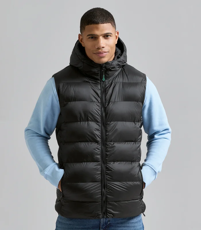 2786 2786 Solitude recycled hooded bodywarmer in Black